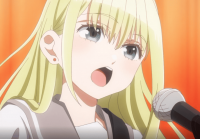 アニメ,金髪,少女,マイク,歌唱,ステージ,orange背景,ギター